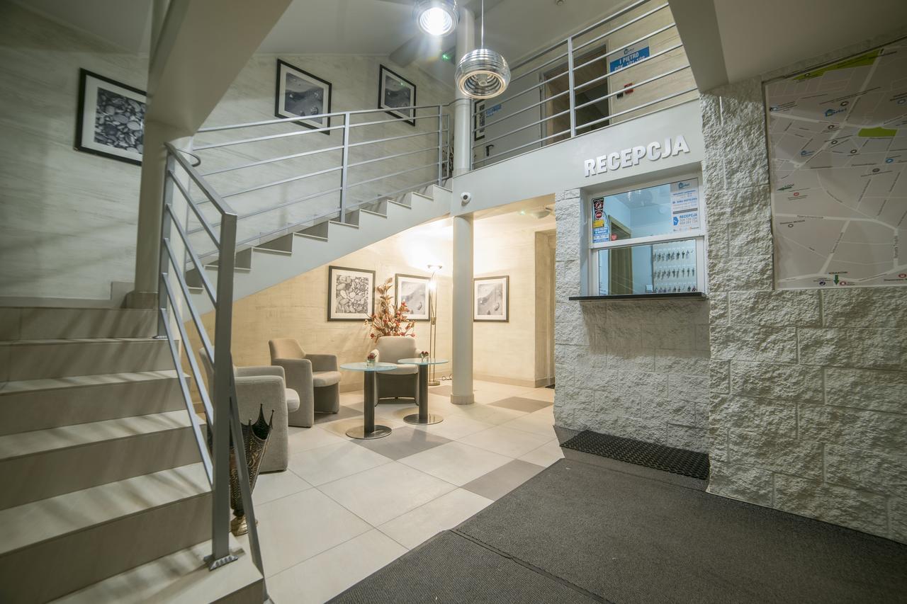 Hostel CENTRUM Radom Buitenkant foto