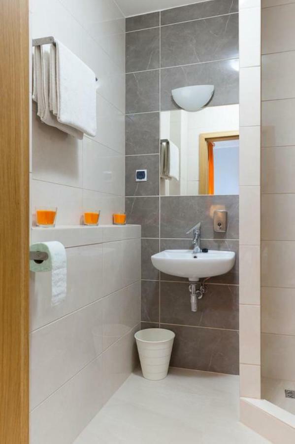 Hostel CENTRUM Radom Buitenkant foto